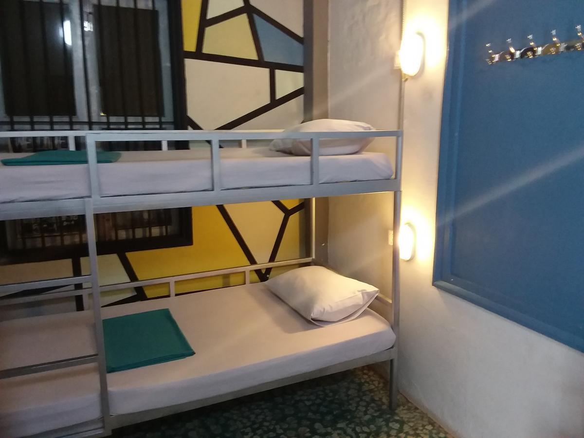 The Living Quarters Hostel 543 Сиемрип Номер фото